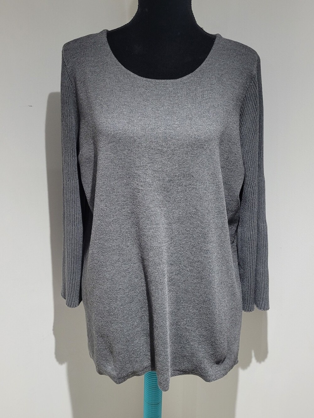Bylyse Spenard Ribbed Bell Sleeve Knit Scoop Neck Sweater XXL Gray Minimalist
